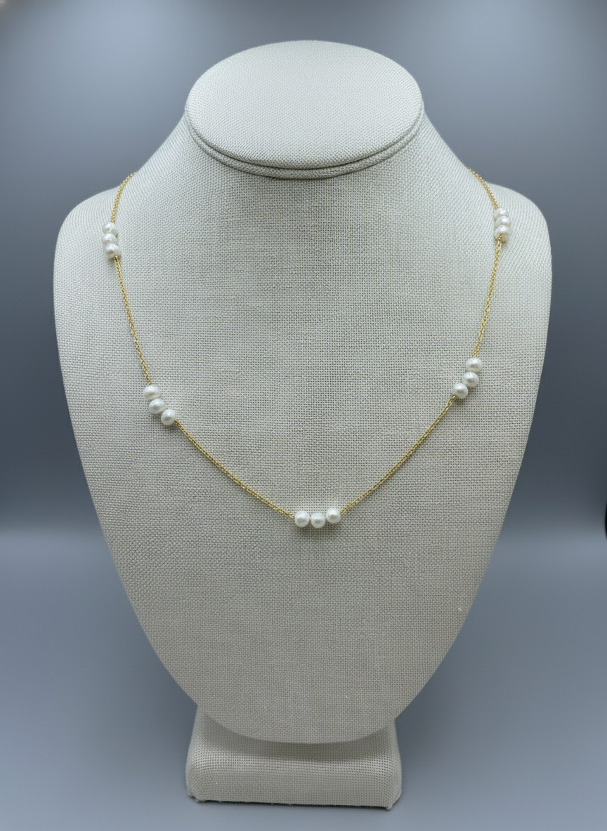 Trío Pearl Cluster Substation Necklace