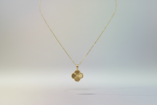 Clover Pendant Necklace